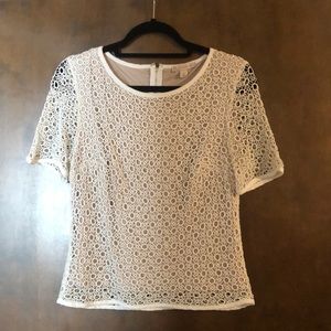 White Cream Dressy tee shirt slip zipper lacy pattern women’s top